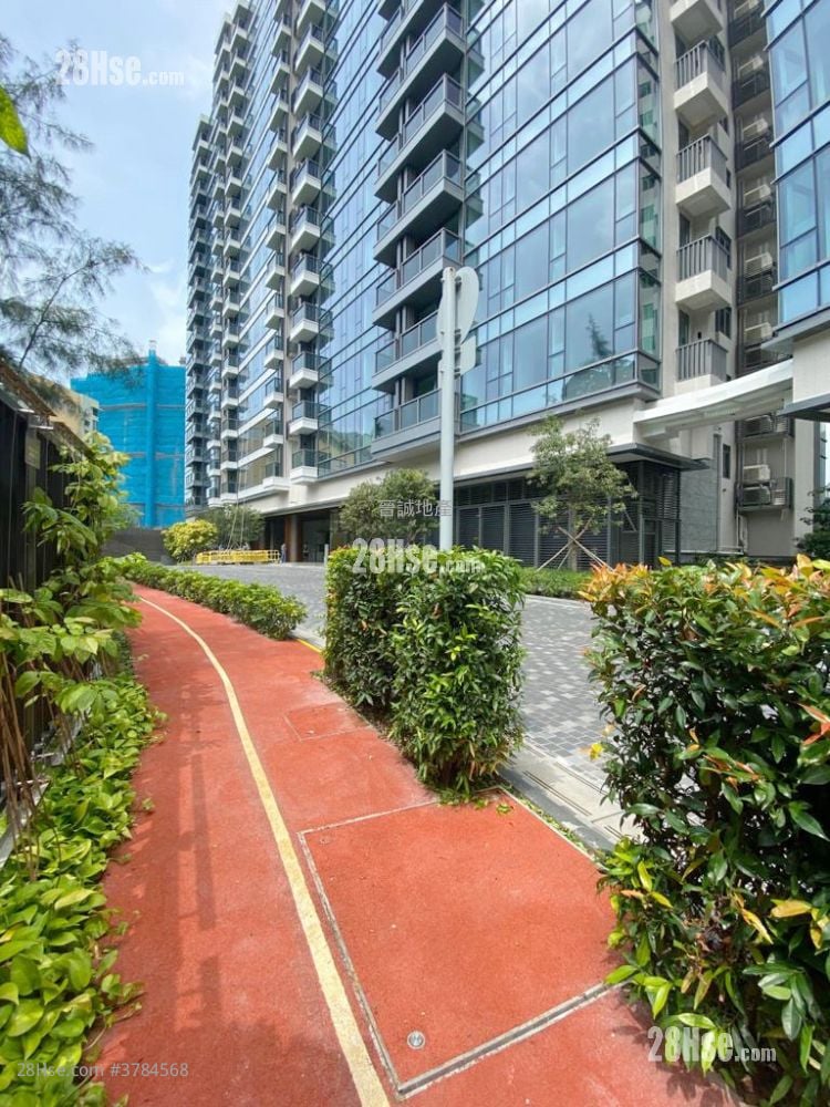 Le Pont Sell 3 Bedrooms , 2 Bathrooms 738 ft²