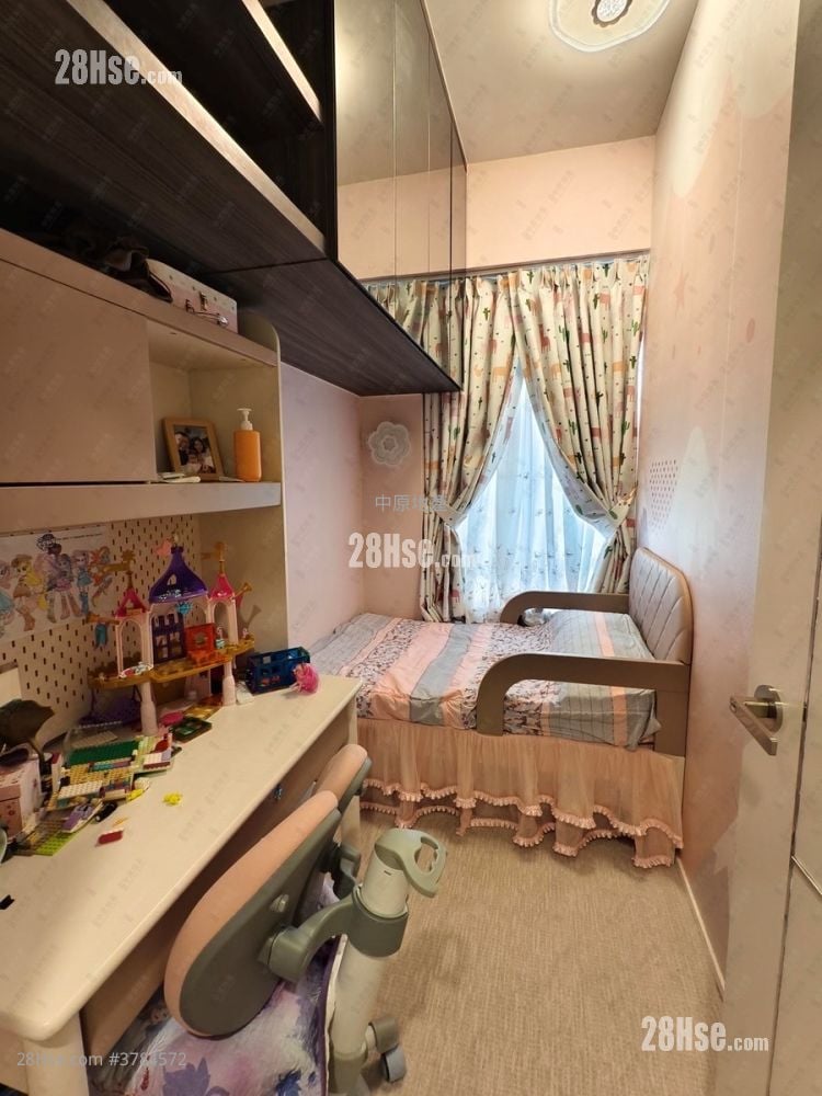 海涛花园 租盘 5+ 房 , 3 浴室 2,157 平方尺