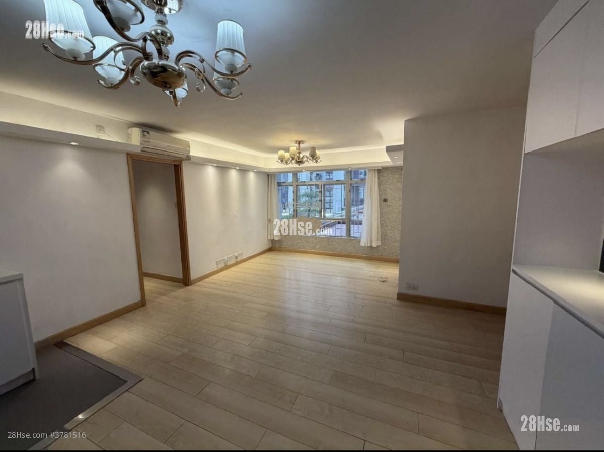 Taikoo Shing Sell 3 Bedrooms , 2 Bathrooms 651 ft²