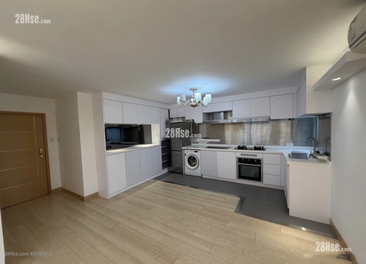 Taikoo Shing Sell 3 Bedrooms , 2 Bathrooms 651 ft²