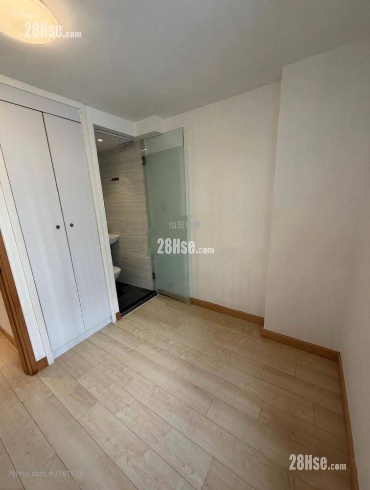 Taikoo Shing Sell 3 Bedrooms , 2 Bathrooms 651 ft²