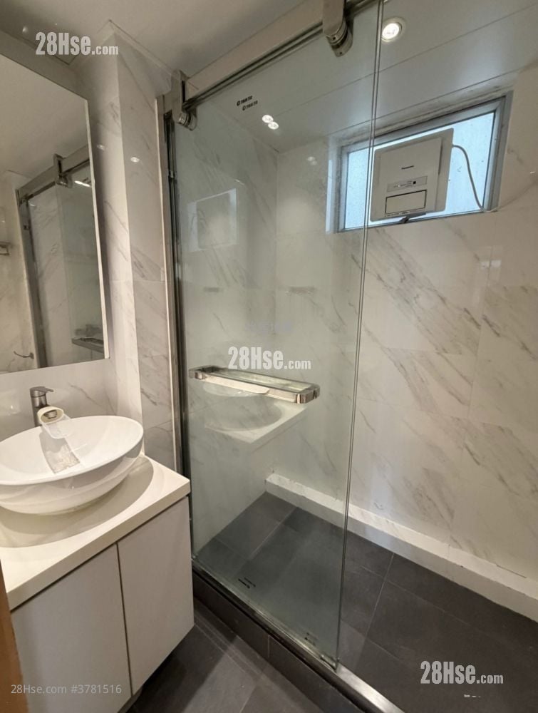 Taikoo Shing Sell 3 Bedrooms , 2 Bathrooms 651 ft²