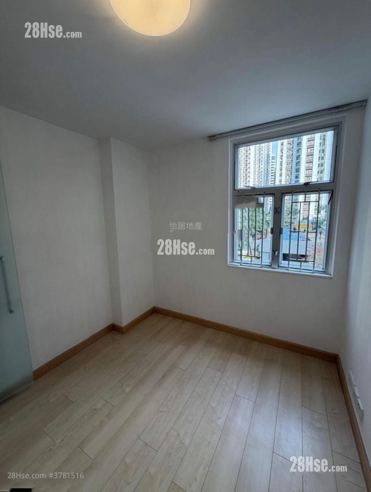 Taikoo Shing Sell 3 Bedrooms , 2 Bathrooms 651 ft²