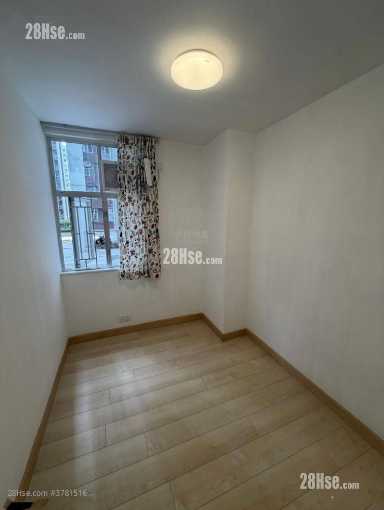 Taikoo Shing Sell 3 Bedrooms , 2 Bathrooms 651 ft²