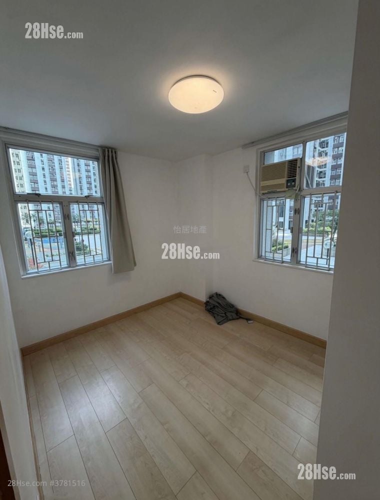 Taikoo Shing Sell 3 Bedrooms , 2 Bathrooms 651 ft²