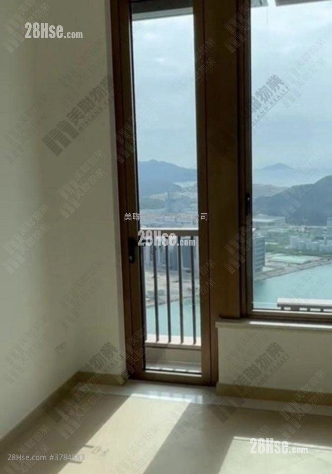 LP10 售盘 2 房 , 2 浴室 712 平方尺