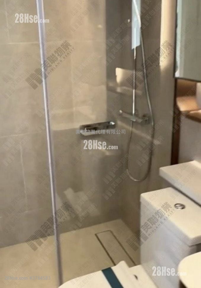 LP10 售盘 2 房 , 2 浴室 712 平方尺