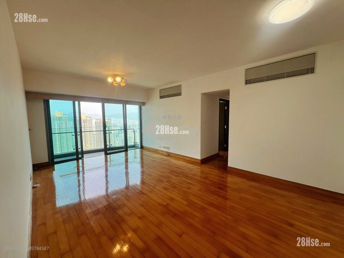 君临天下 租盘 4 房 , 3 浴室 1,058 平方尺