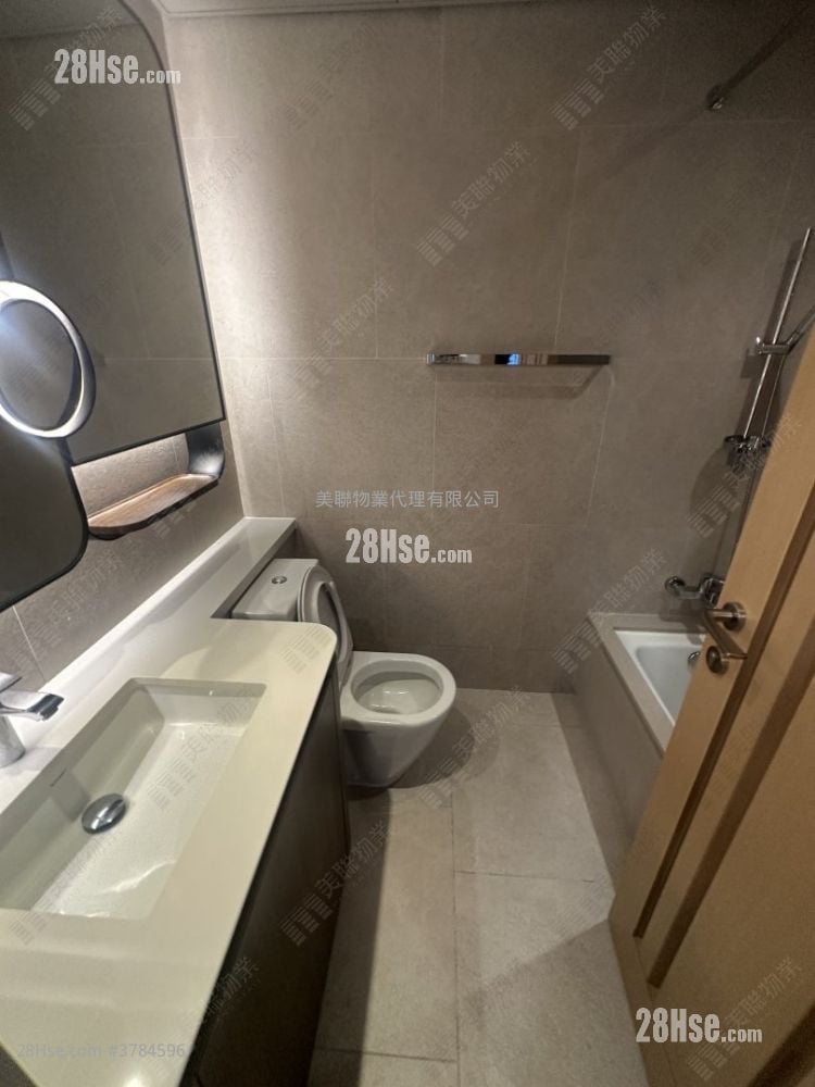 Lp10 Sell 2 Bedrooms , 1 Bathroom 512 ft²