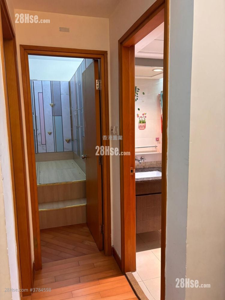 Coastal Skyline Sell 2 Bedrooms , 1 Bathroom 546 ft²