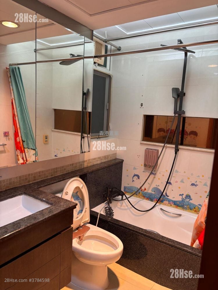 Coastal Skyline Sell 2 Bedrooms , 1 Bathroom 546 ft²