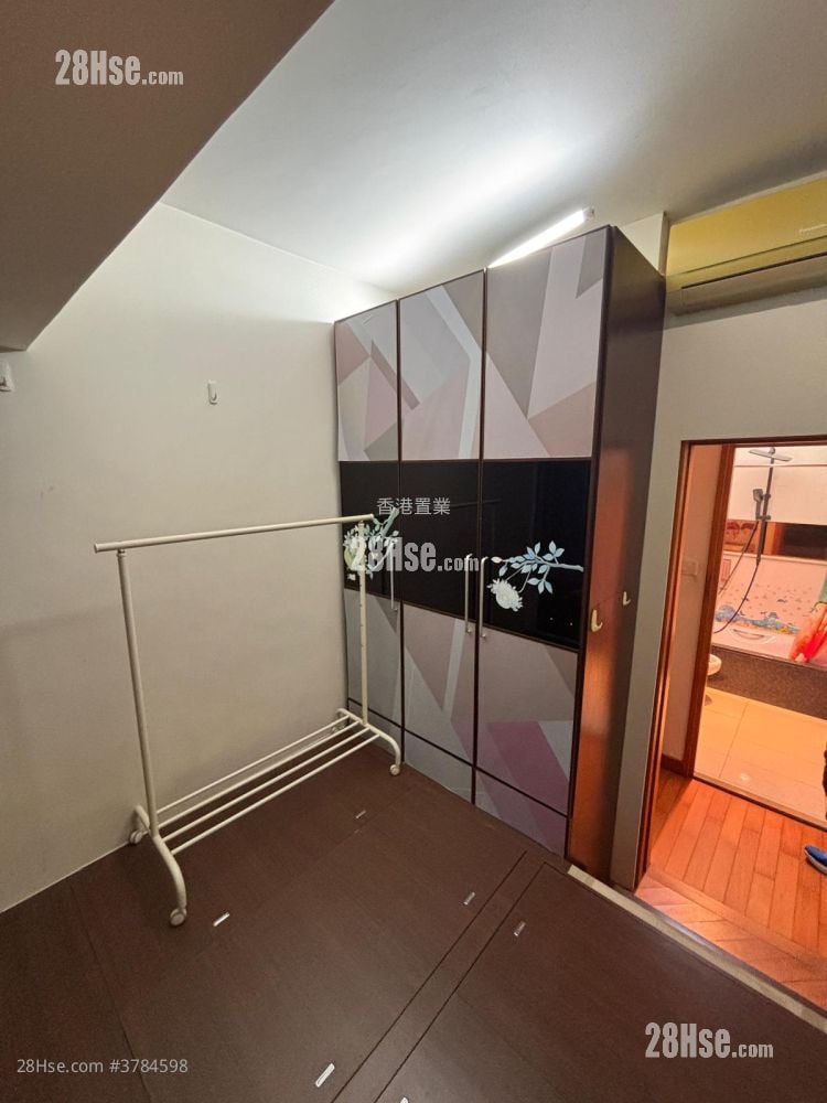 Coastal Skyline Sell 2 Bedrooms , 1 Bathroom 546 ft²