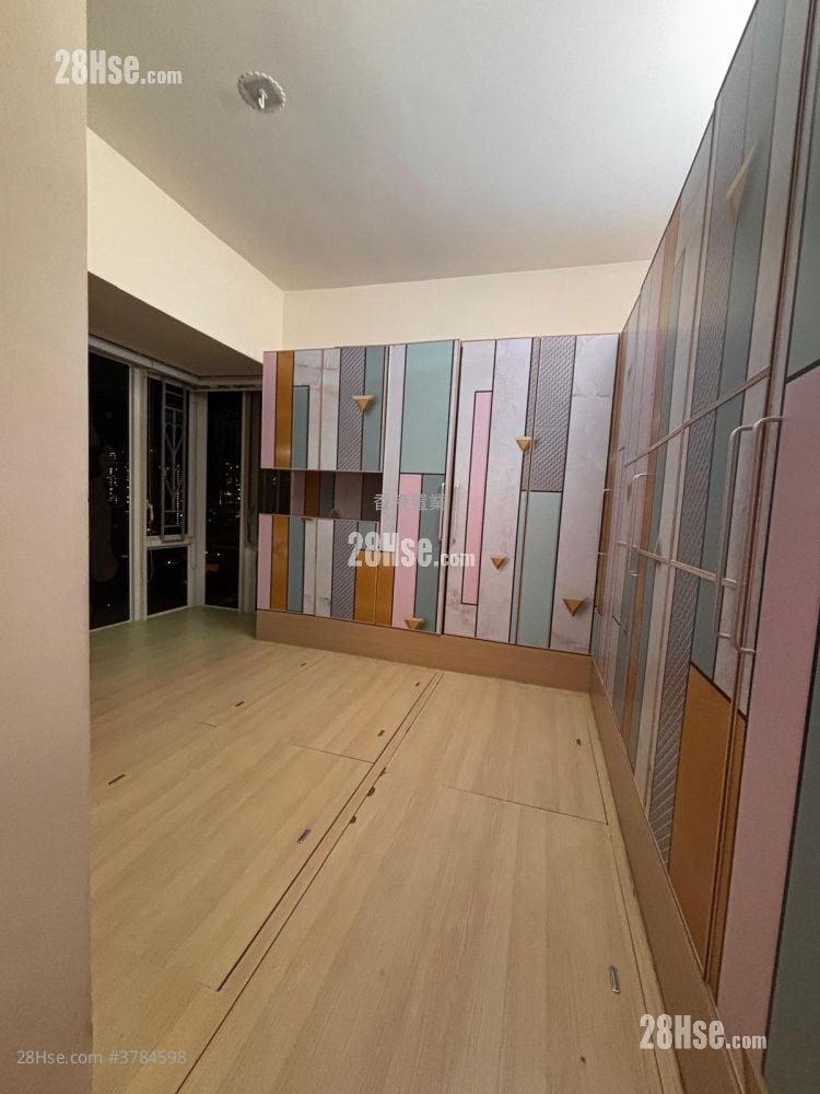 Coastal Skyline Sell 2 Bedrooms , 1 Bathroom 546 ft²
