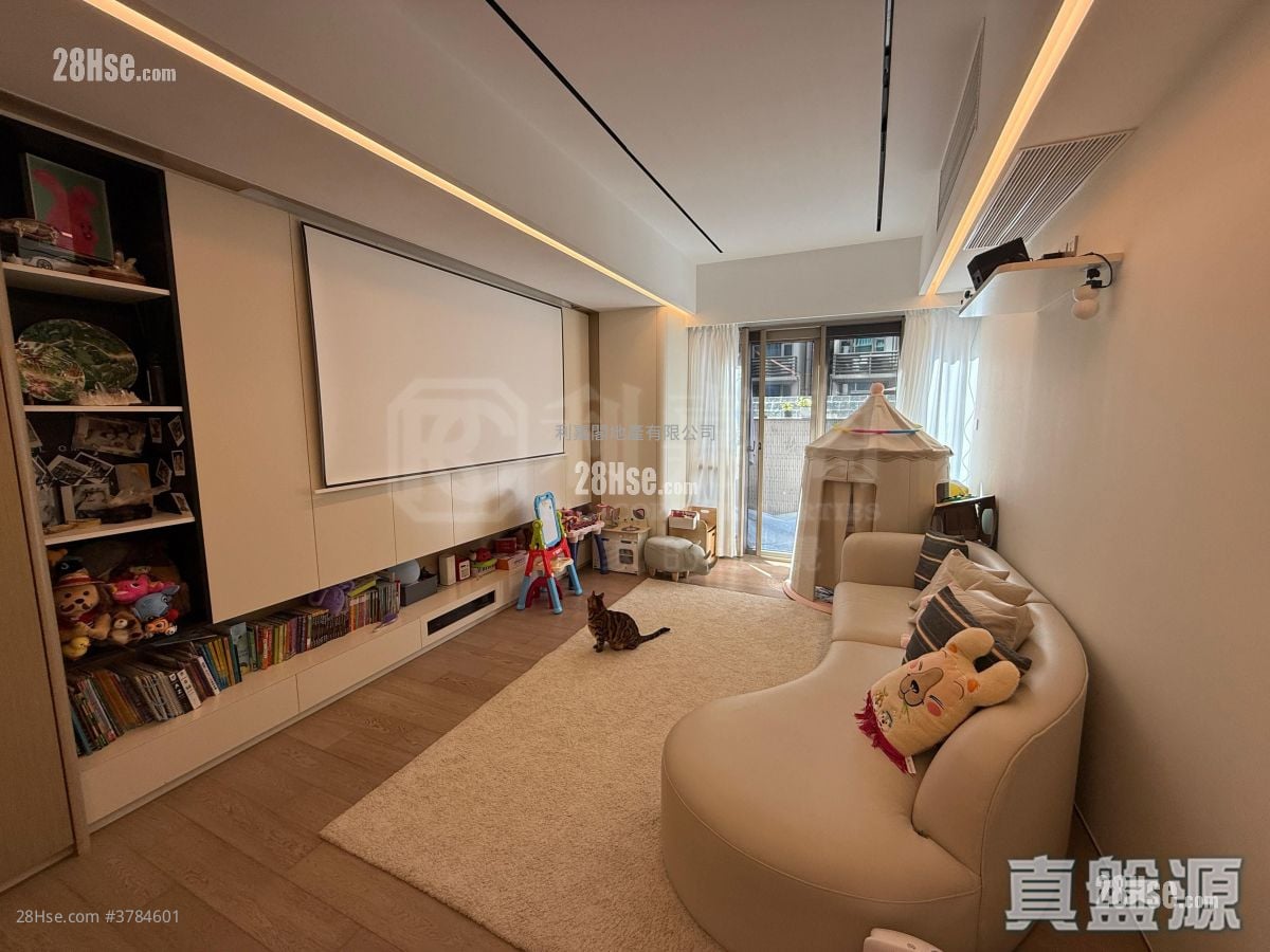 The Horizon Sell 2 Bedrooms , 2 Bathrooms 970 ft²