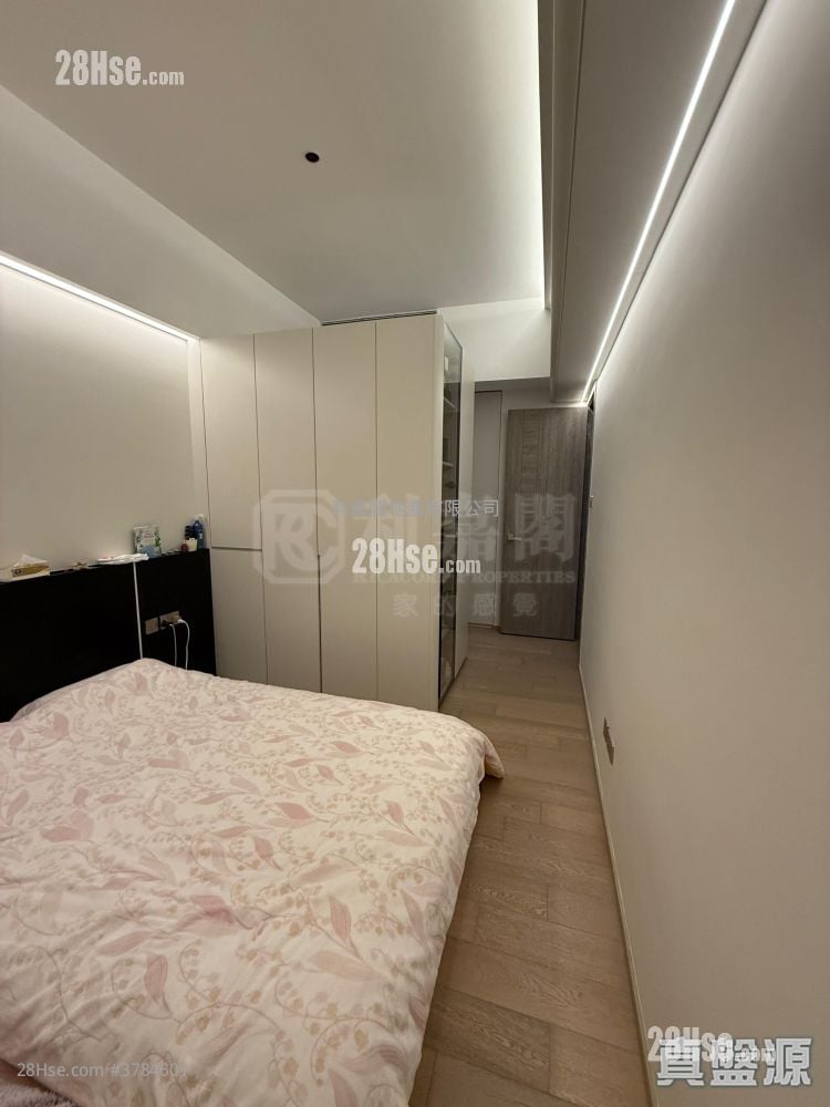 The Horizon Sell 2 Bedrooms , 2 Bathrooms 970 ft²