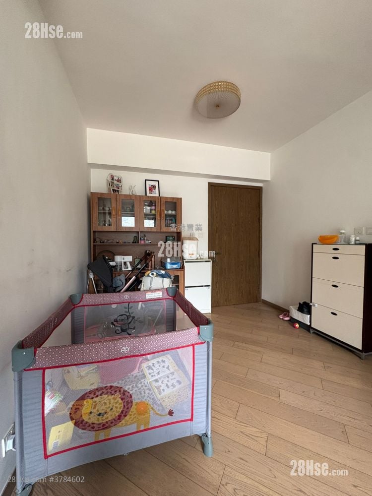 The Visionary Sell 2 Bedrooms , 1 Bathroom 702 ft²