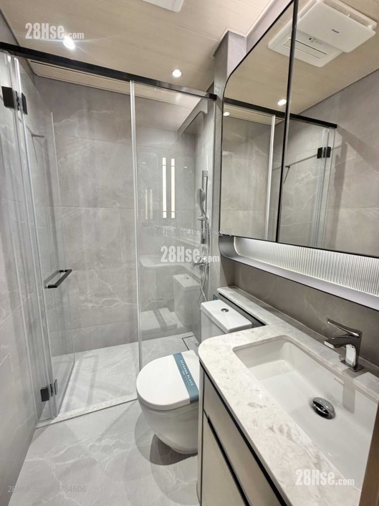 Seasons Place Rental 1 Bedroom , 1 Bathroom 338 ft²