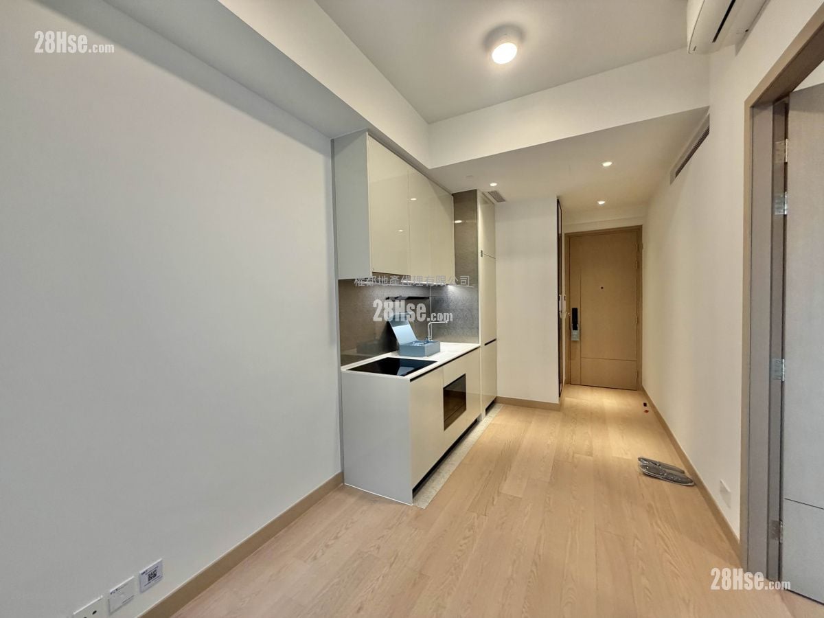 Seasons Place Rental 1 Bedroom , 1 Bathroom 338 ft²