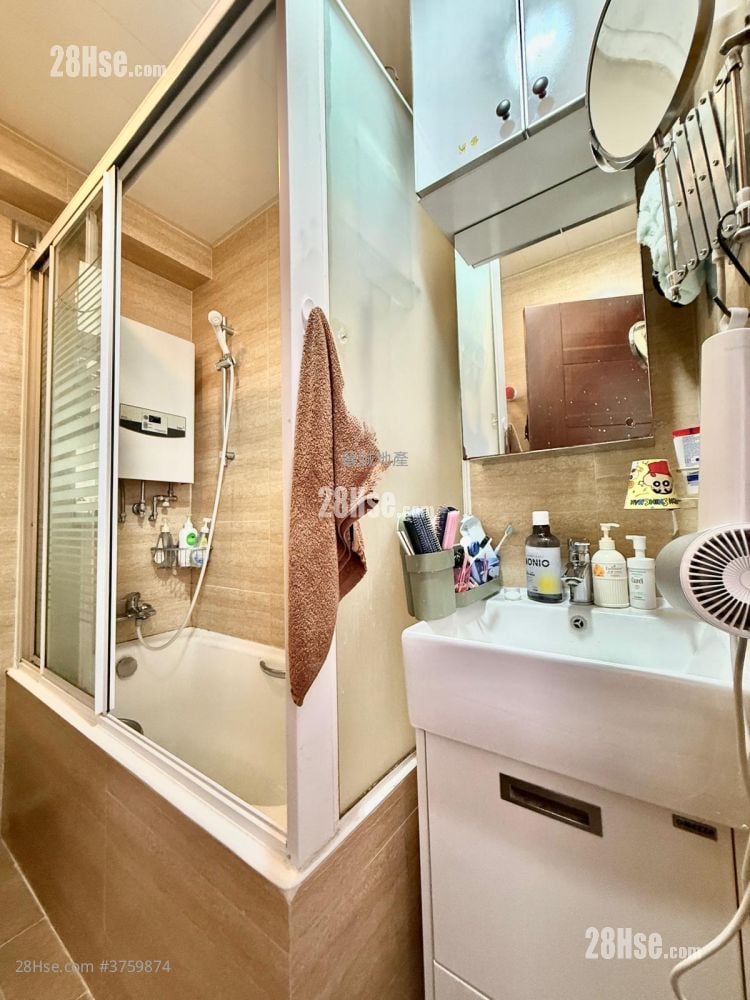 Lido Garden Sell 3 Bedrooms , 2 Bathrooms 617 ft²