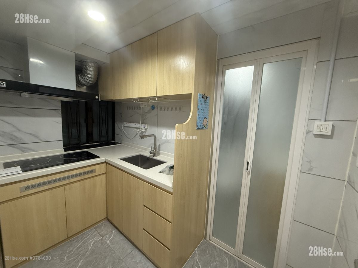 kitchen: No. 1 Kan Lung Tsuen, Lung Yeuk Tau, Fanling, N.t. Rental 2 Bedrooms , 2 Bathrooms 700 ft²