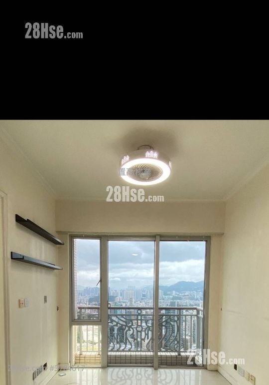 Sky Tower Sell 2 Bedrooms , 1 Bathroom 482 ft²