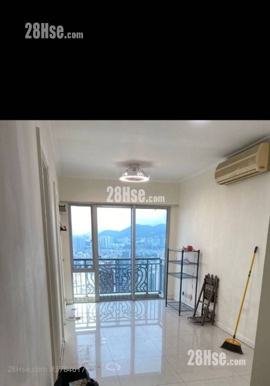Sky Tower Sell 2 Bedrooms , 1 Bathroom 482 ft²