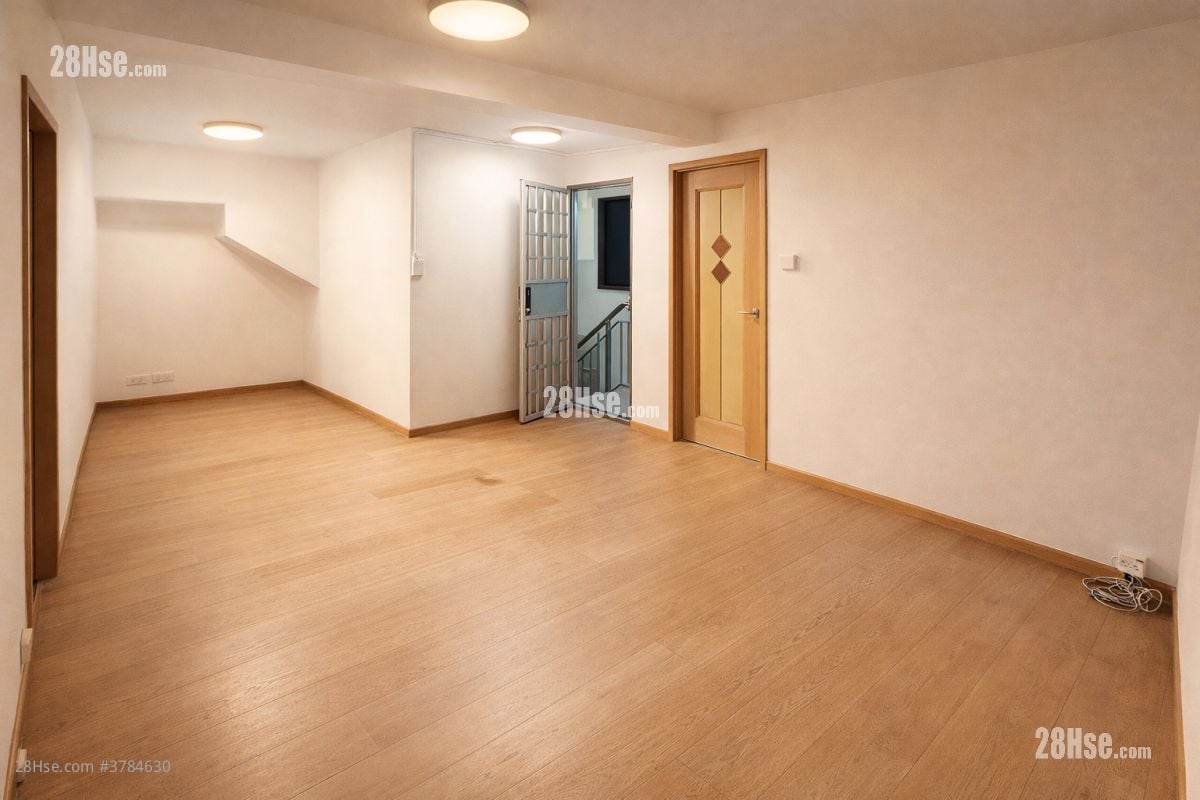 living room: No. 1 Kan Lung Tsuen, Lung Yeuk Tau, Fanling, N.t. Rental 2 Bedrooms , 2 Bathrooms 700 ft²