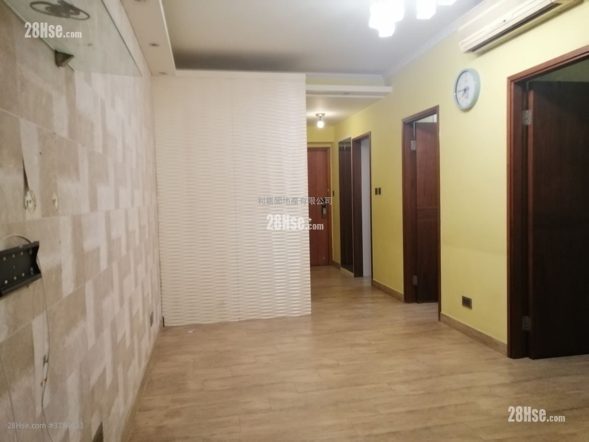 The Pacifica Sell 2 Bedrooms , 1 Bathroom 447 ft²