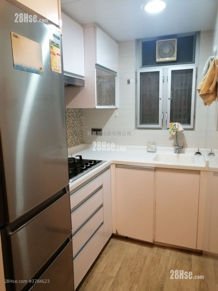 The Pacifica Sell 2 Bedrooms , 1 Bathroom 447 ft²