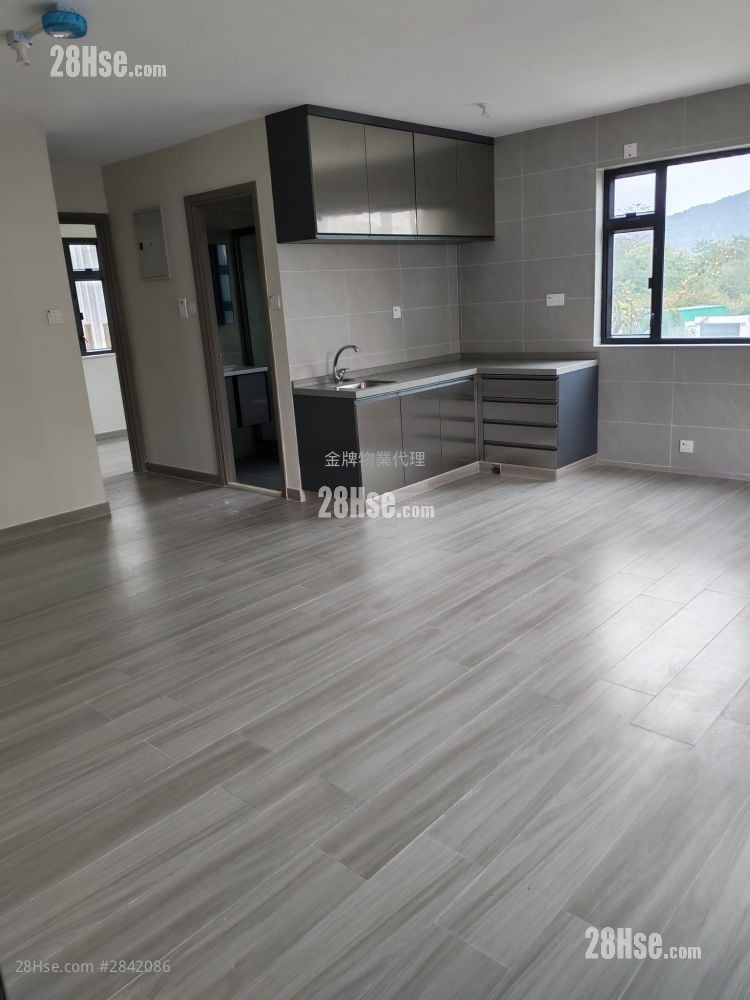 Village Rental 3 Bedrooms , 1 Bathroom 650 ft²