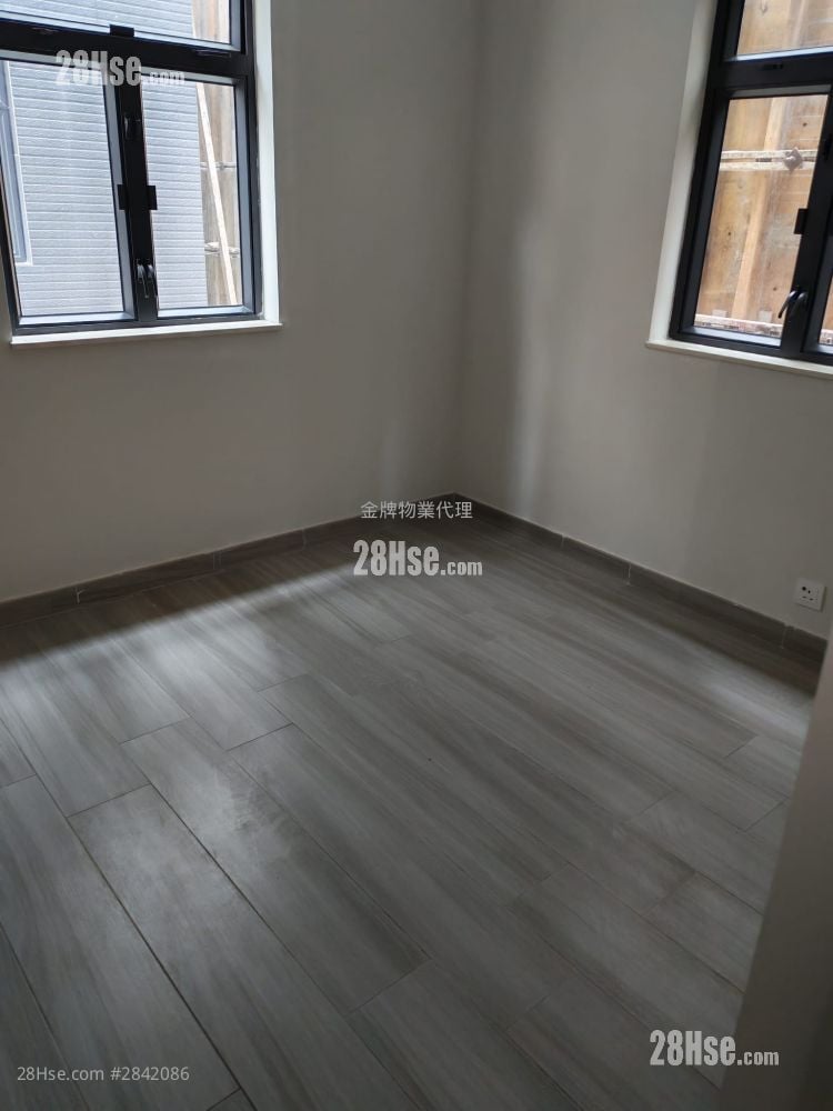 Village Rental 3 Bedrooms , 1 Bathroom 650 ft²