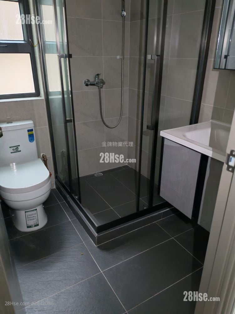 Village Rental 3 Bedrooms , 1 Bathroom 650 ft²