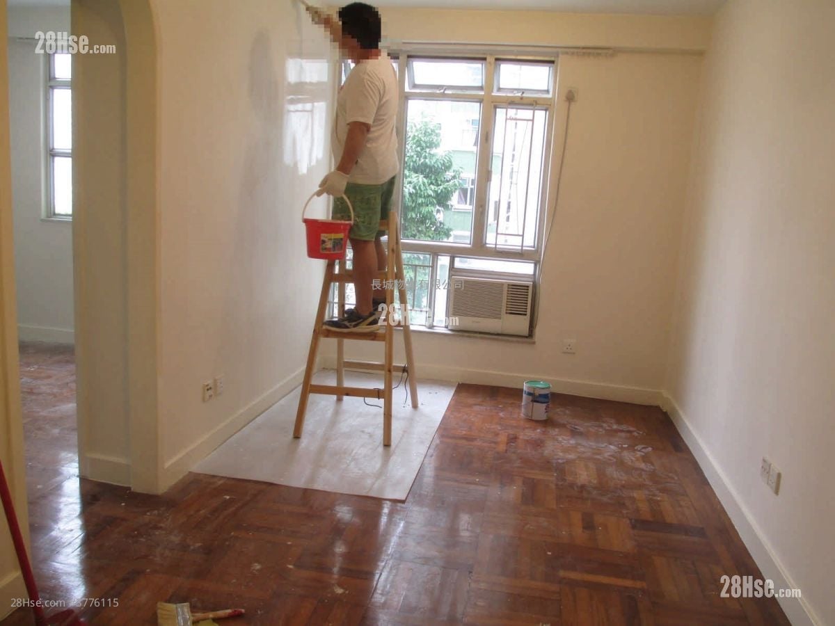 Nan Fung Sun Chuen Sell 2 Bedrooms , 1 Bathroom 391 ft²