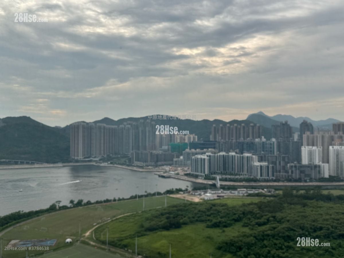 Hemera Sell 4 Bedrooms 943 ft²