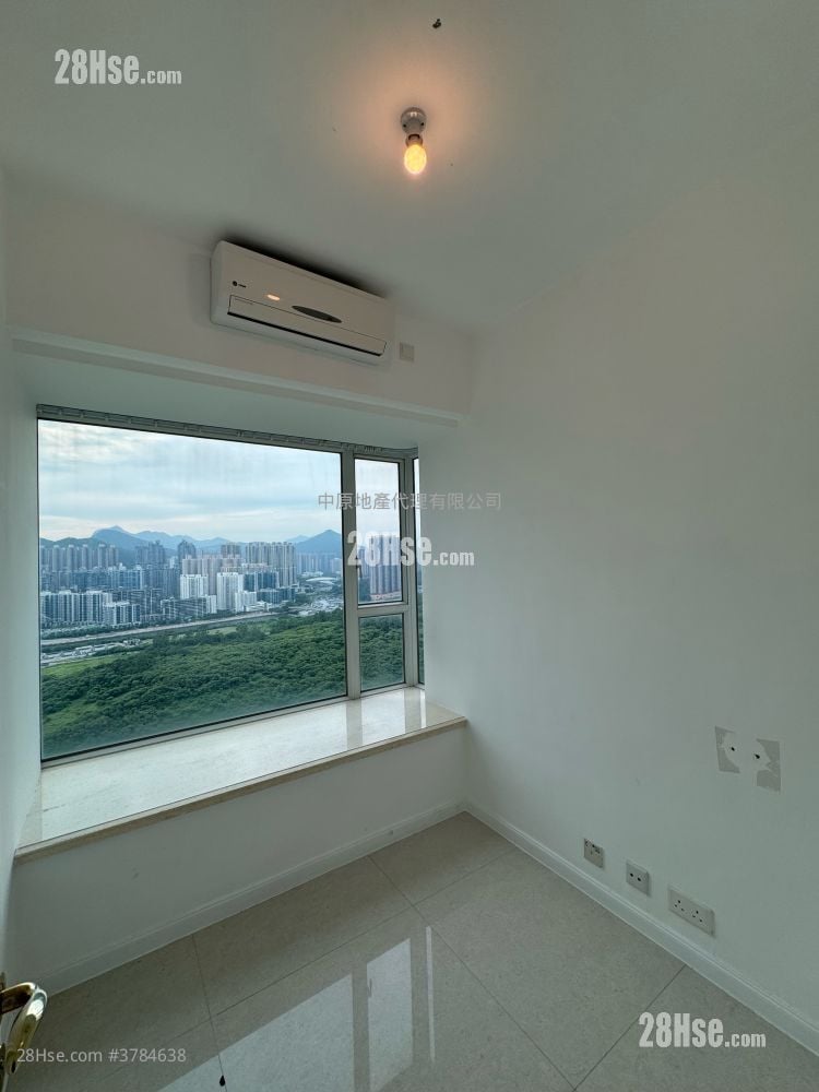 Hemera Sell 4 Bedrooms 943 ft²