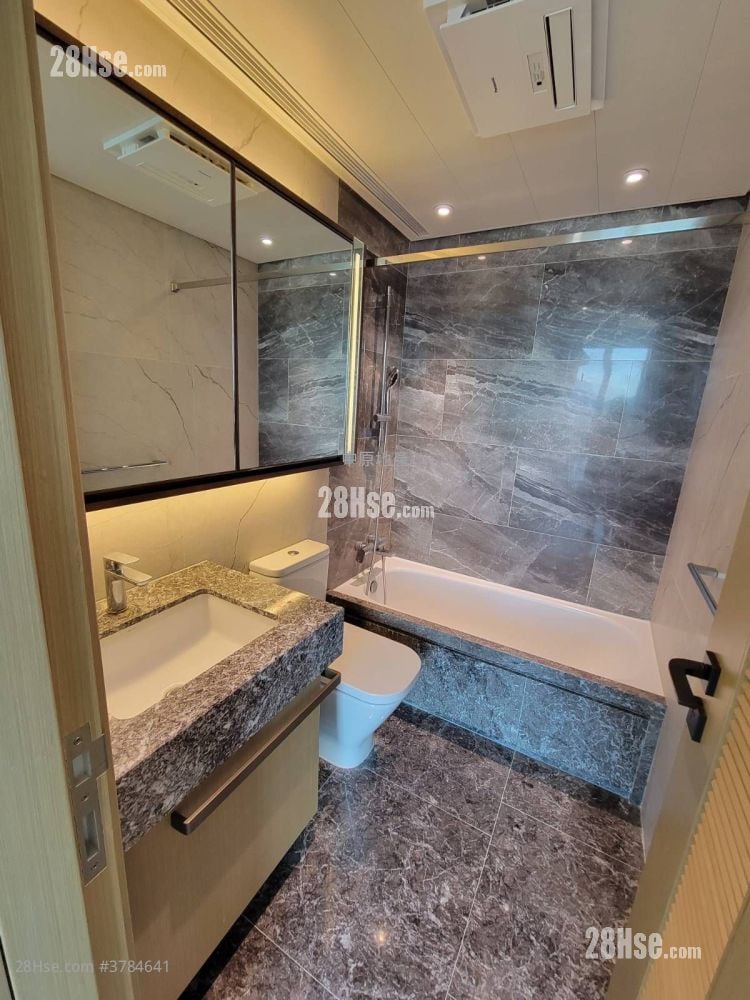 Malibu Sell 1 Bedroom 368 ft²