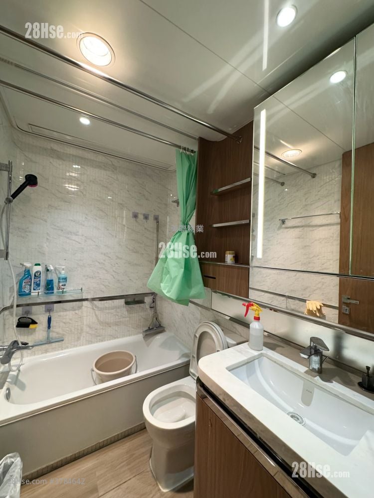 The Pavilia Bay Sell 2 Bedrooms , 1 Bathroom 525 ft²