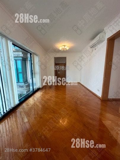 豪峰岭 售盘 4 房 , 3 浴室 944 平方尺