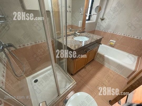 豪峰岭 售盘 4 房 , 3 浴室 944 平方尺