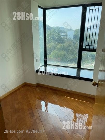 豪峰岭 售盘 4 房 , 3 浴室 944 平方尺