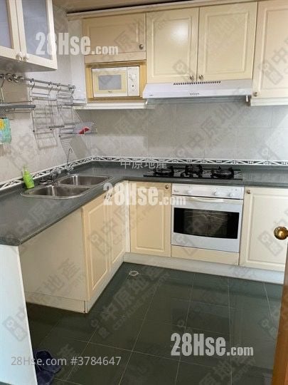 豪峰岭 售盘 4 房 , 3 浴室 944 平方尺