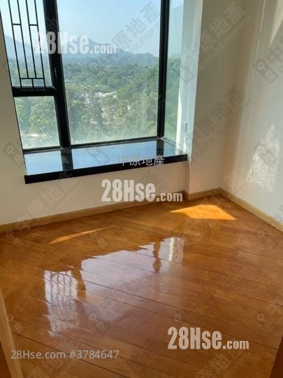豪峰岭 售盘 4 房 , 3 浴室 944 平方尺