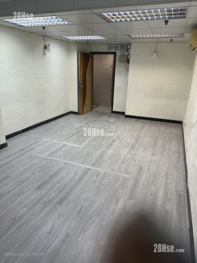 Wing Ning Building Sell Studio 250 ft²