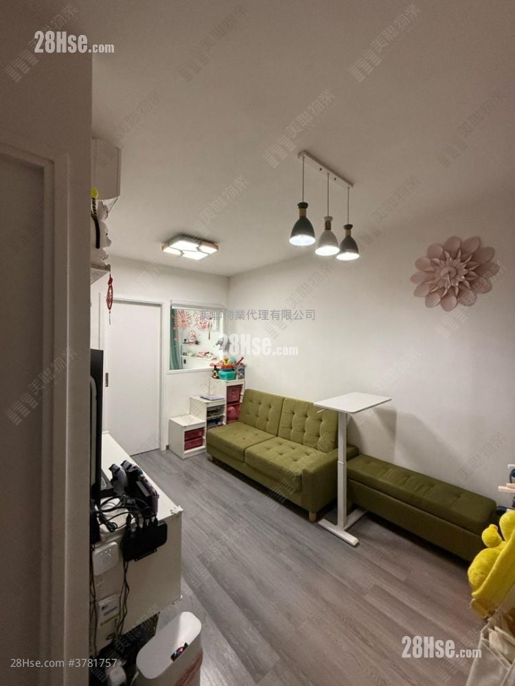 Shan Lai Court Sell 376 ft²