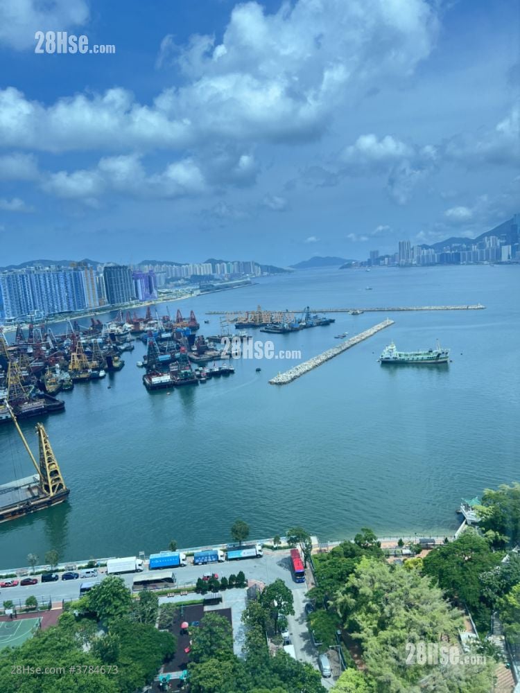 Bayview Sell 3 Bedrooms , 1 Bathroom 603 ft²