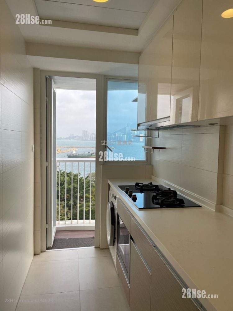 Bayview Sell 3 Bedrooms , 1 Bathroom 603 ft²