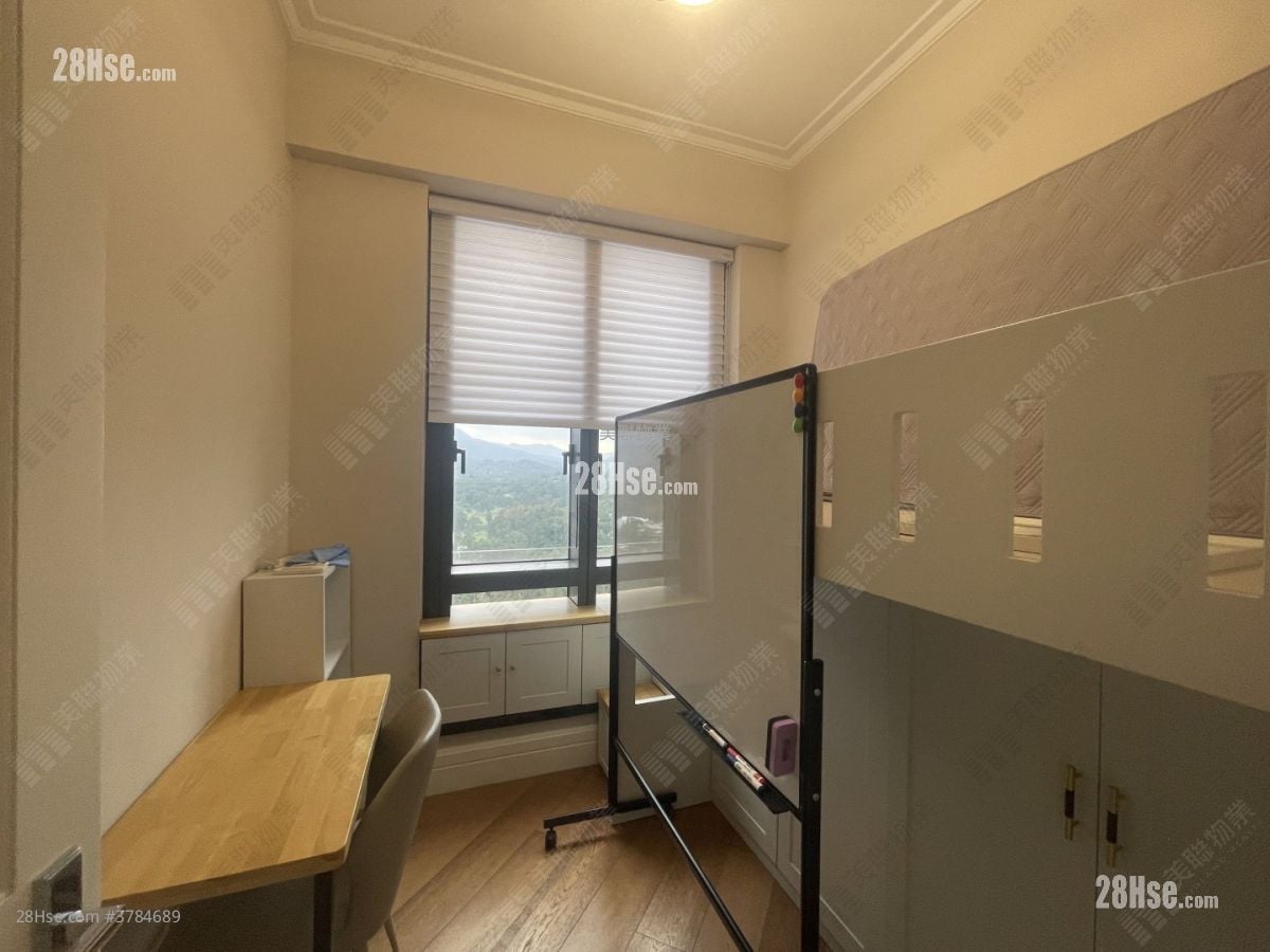 高尔夫御苑 租盘 4 房 , 2 浴室 1,314 平方尺