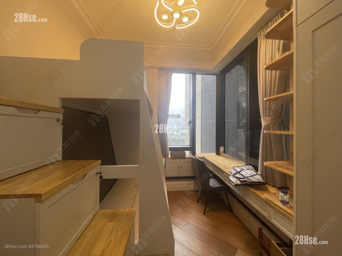 高尔夫御苑 租盘 4 房 , 2 浴室 1,314 平方尺