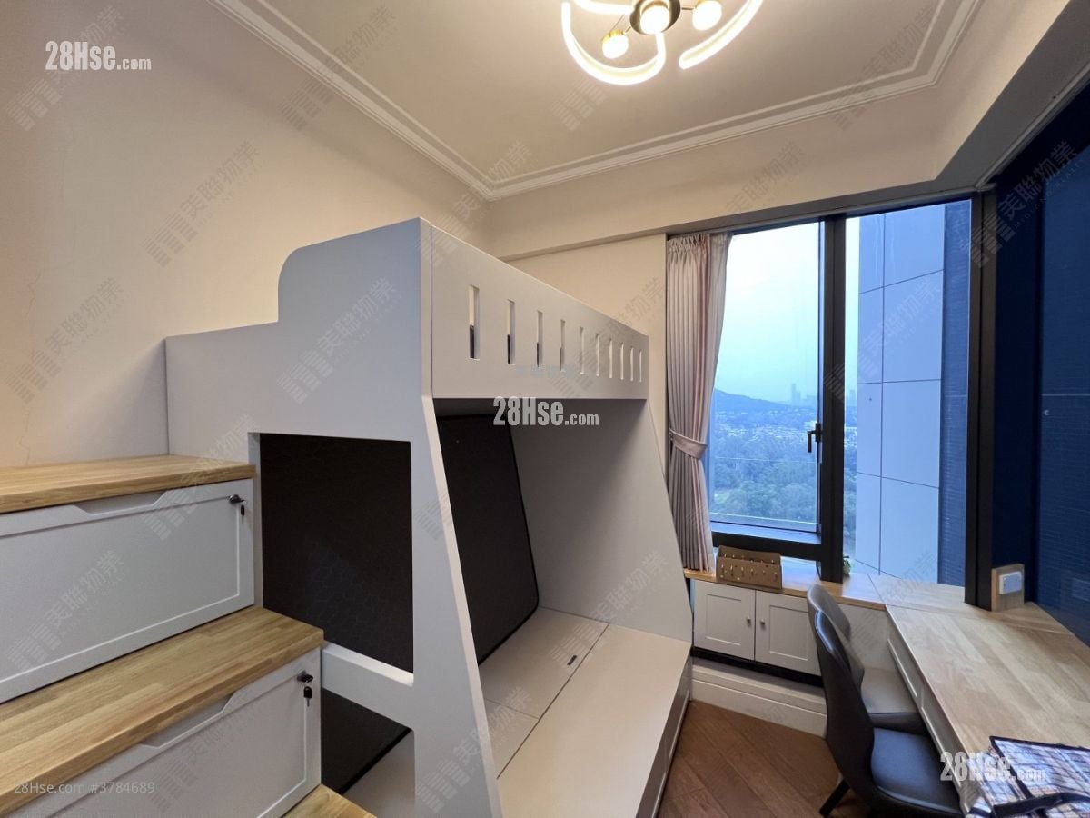 高尔夫御苑 租盘 4 房 , 2 浴室 1,314 平方尺