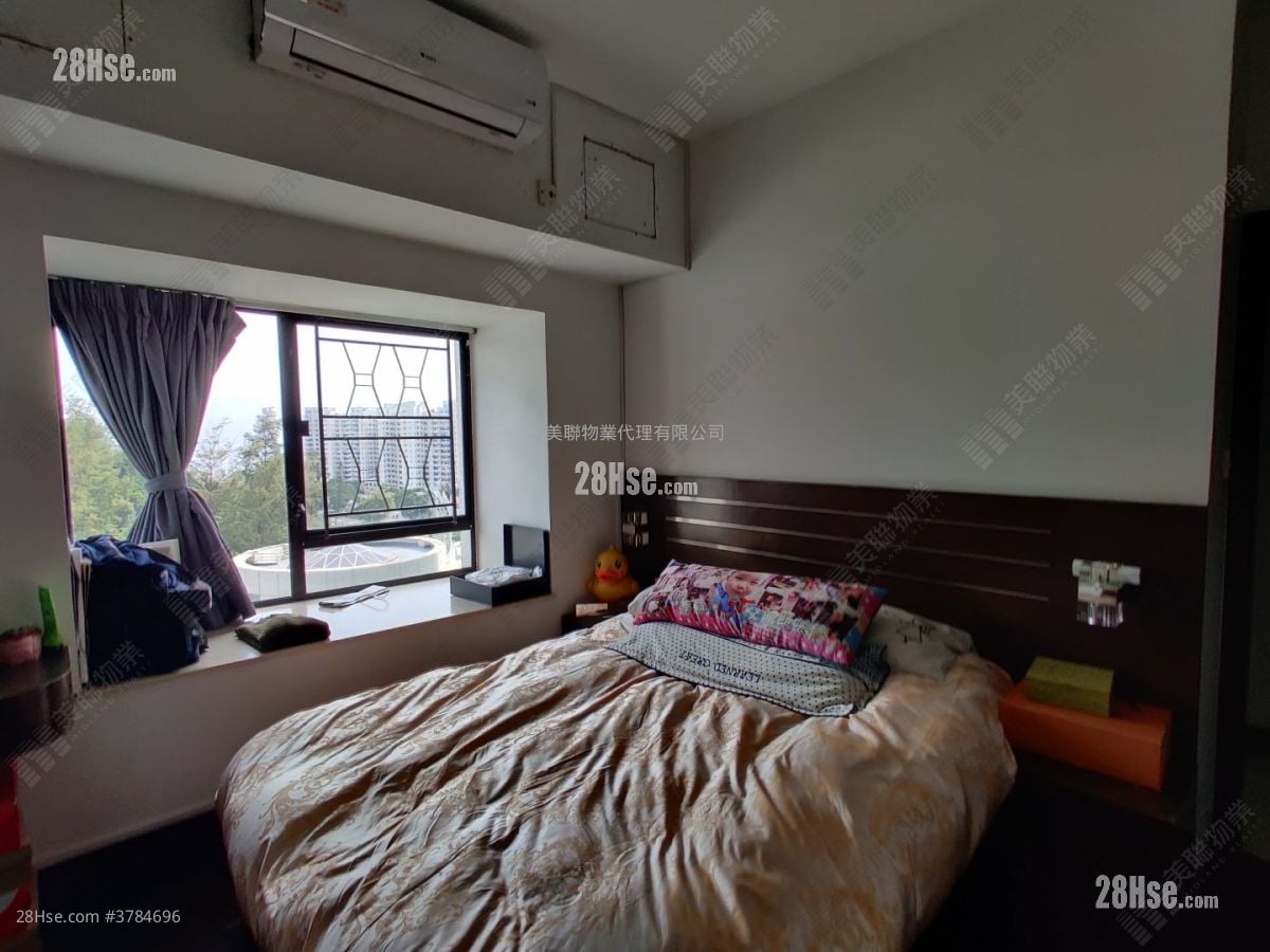 华景山庄 售盘 3 房 , 2 浴室 1,031 平方尺